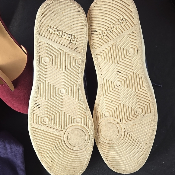 Reebok Blue and Tan Sneakers - Picture 4 of 7